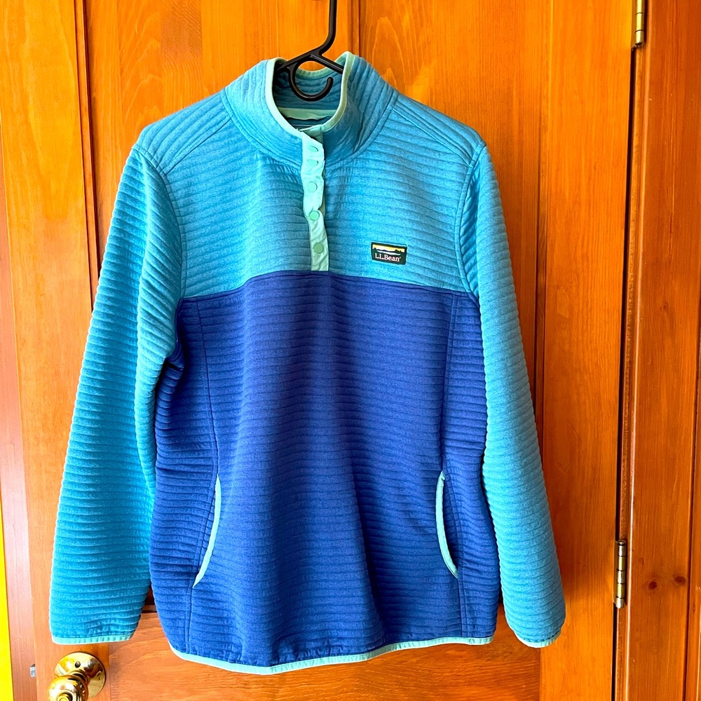 LL bean Women’s airlight pullover Used Good Condition